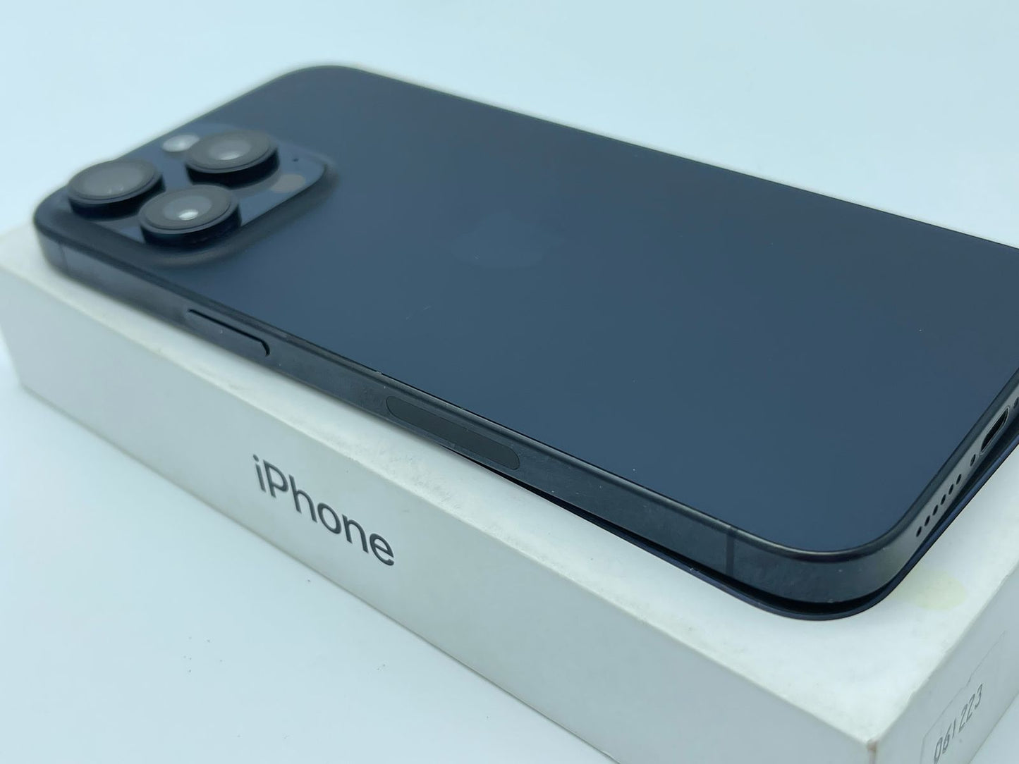 iPhone 15 PRO MAX 256 GB Libre E SIM